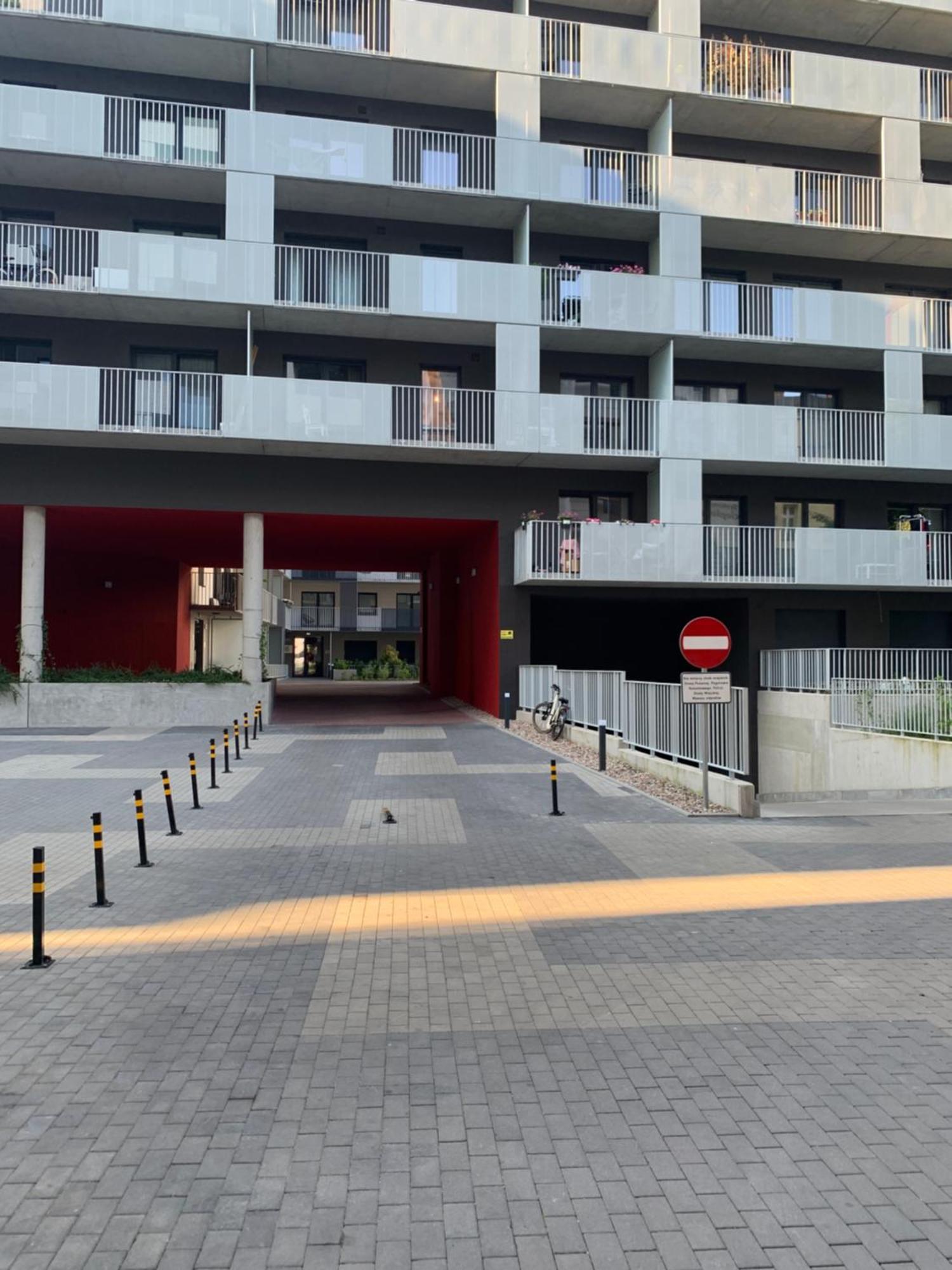 Rentplanet - Nowa Manufaktura Leilighet Wrocław Eksteriør bilde