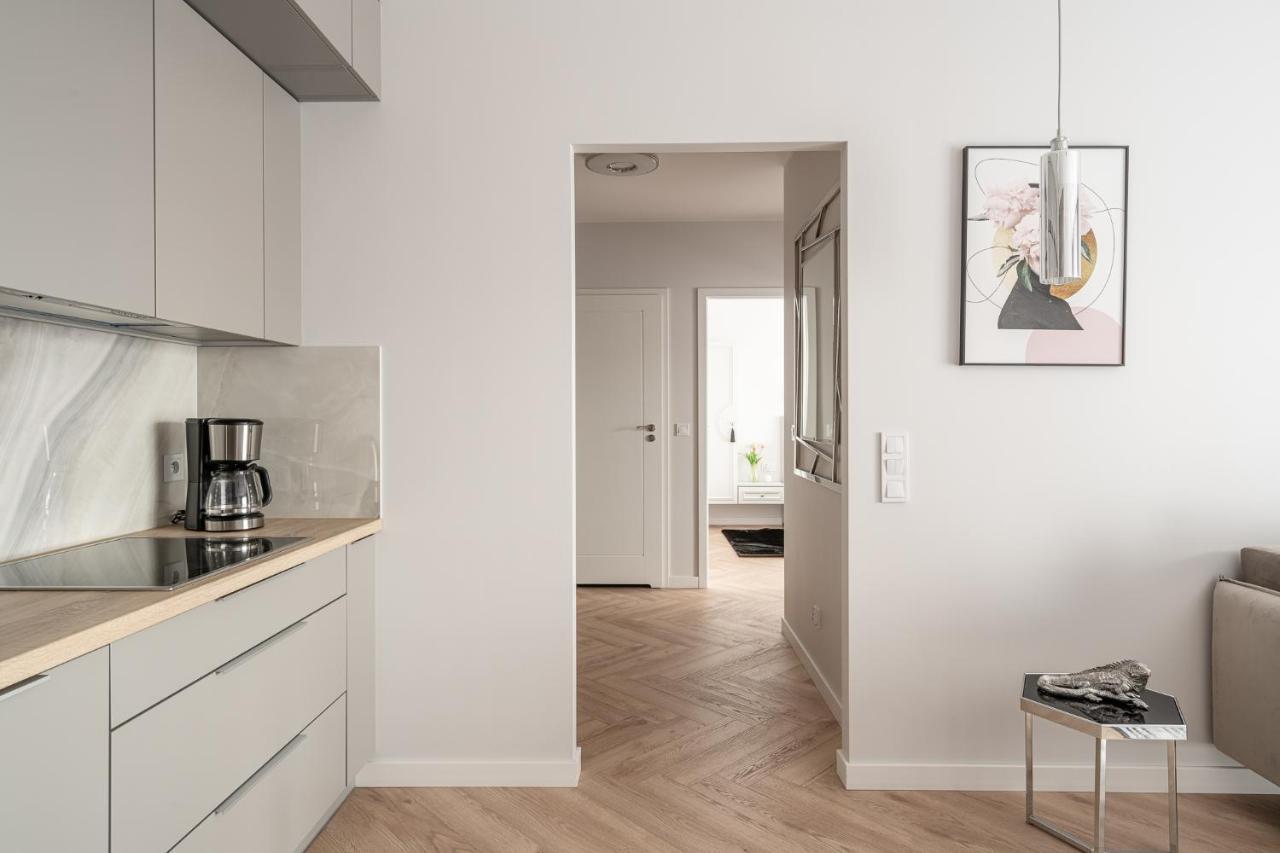 Rentplanet - Nowa Manufaktura Leilighet Wrocław Eksteriør bilde