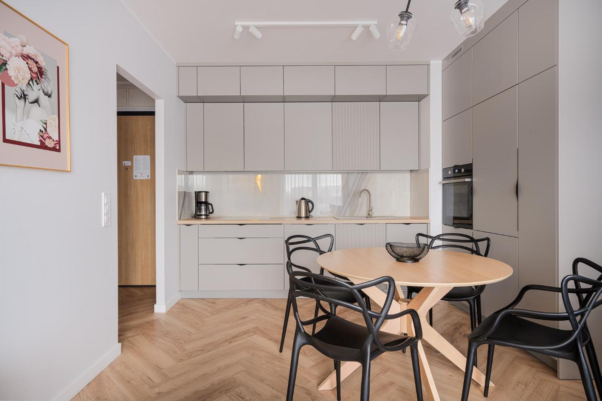 Rentplanet - Nowa Manufaktura Leilighet Wrocław Eksteriør bilde